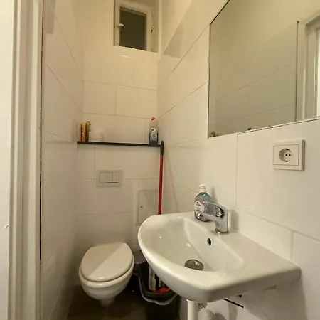 Beautiful In Berlin8 ברלין